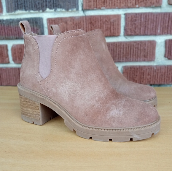 NWOT Lucky Brand 'Sumah' Chunky Heel Suede Booties in Light Brown 🤎 - Picture 4 of 12